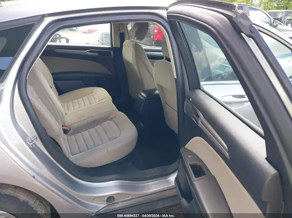 3FA6P0G7XLR102876 2020 FORD FUSION - Image 8