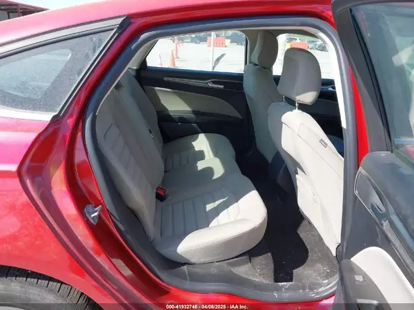 3FA6P0G7XLR148434 2020 FORD FUSION - Image 8