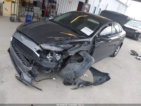 3FA6P0G7XLR160857 2020 FORD FUSION - Image 2