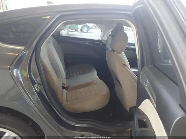 3FA6P0G7XLR160857 2020 FORD FUSION - Image 8
