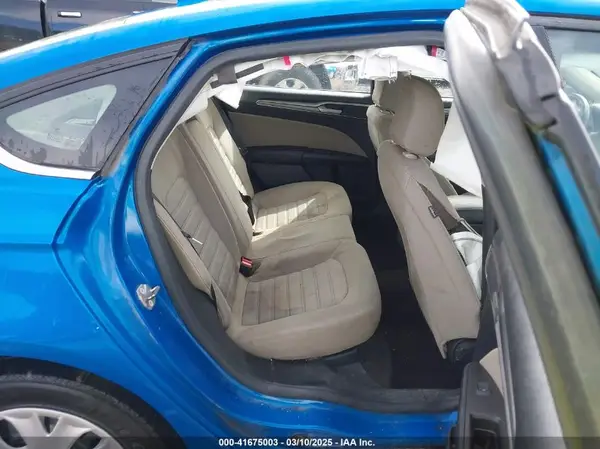 3FA6P0G7XLR200127 2020 FORD FUSION - Image 8