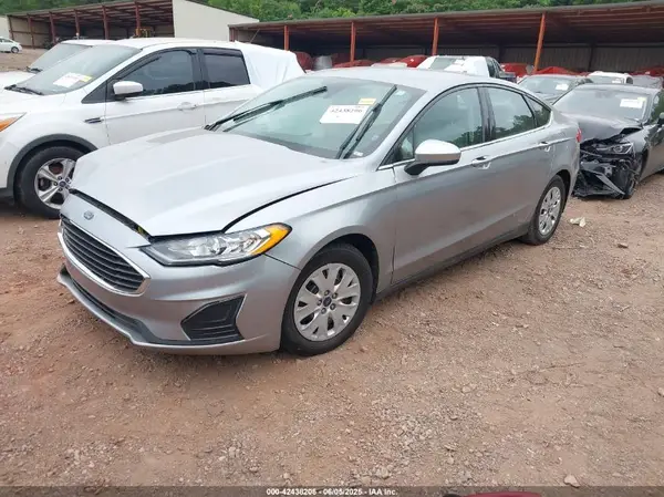 3FA6P0G7XLR201004 2020 FORD FUSION - Image 2