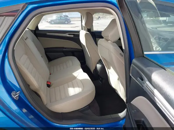 3FA6P0G7XLR201553 2020 FORD FUSION - Image 8