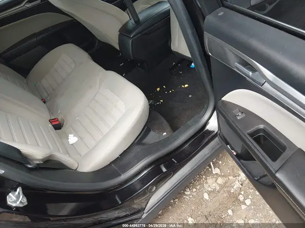 3FA6P0G7XLR260408 2020 FORD FUSION - Image 8