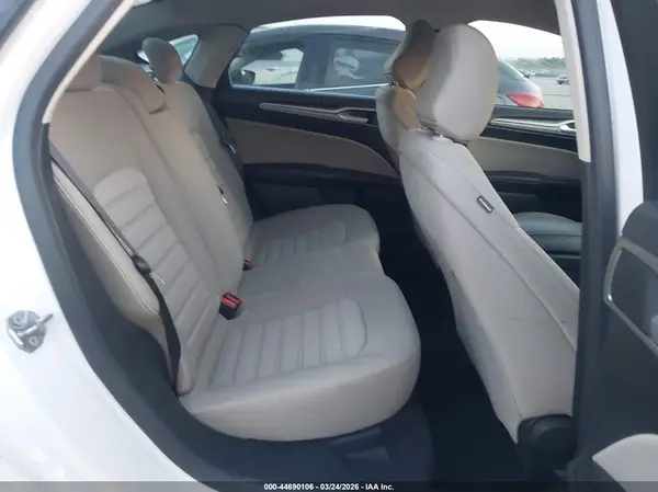 3FA6P0G7XLR266726 2020 FORD FUSION - Image 8