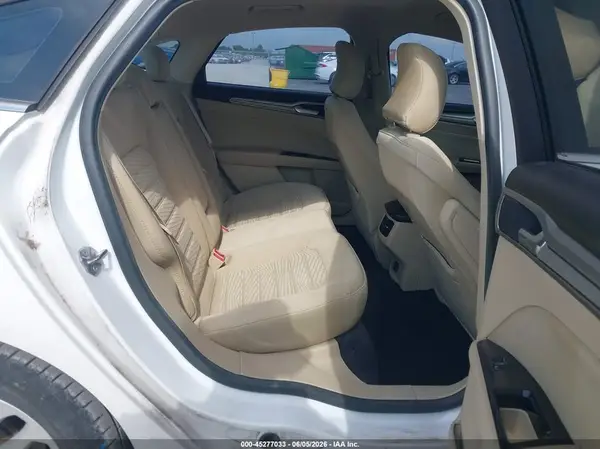 3FA6P0H70GR102518 2016 FORD FUSION - Image 8