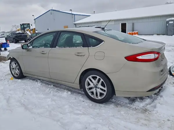 3FA6P0H70GR184900 2016 FORD FUSION - Image 2