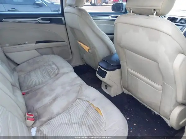 3FA6P0H70GR200125 2016 FORD FUSION - Image 8