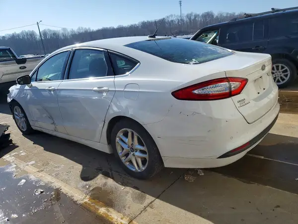 3FA6P0H70GR305733 2016 FORD FUSION - Image 2