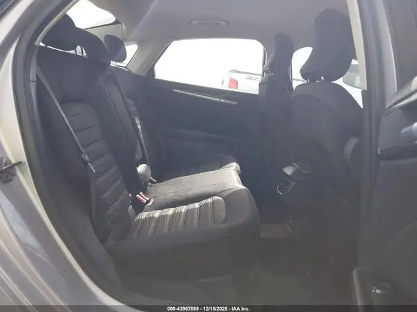 3FA6P0H70GR322192 2016 FORD FUSION - Image 8