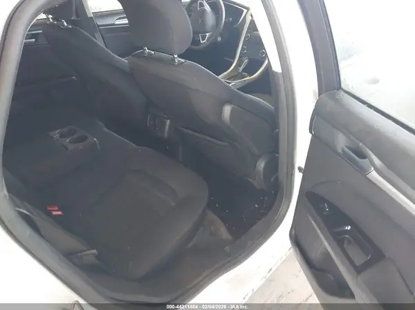 3FA6P0H70GR330003 2016 FORD FUSION - Image 8