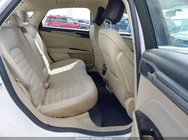 3FA6P0H70GR389911 2016 FORD FUSION - Image 8
