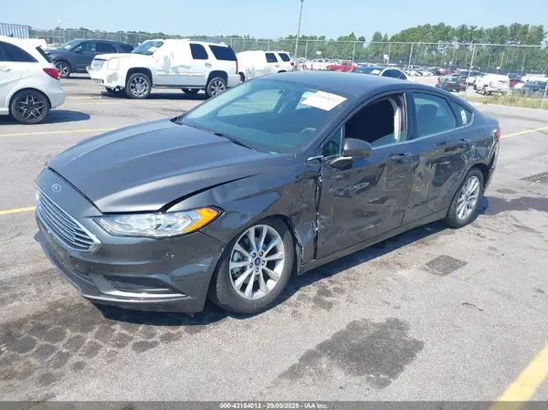3FA6P0H70HR102858 2017 FORD FUSION - Image 2