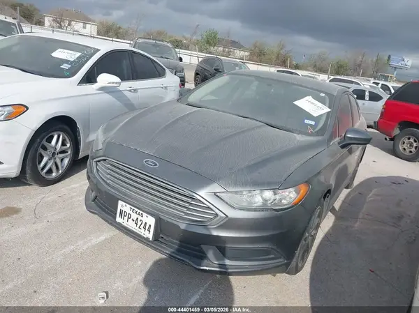 3FA6P0H70HR114105 2017 FORD FUSION - Image 2
