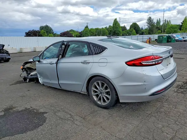 3FA6P0H70HR151669 2017 FORD FUSION - Image 2