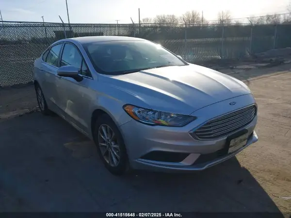 3FA6P0H70HR155771 2017 FORD FUSION - Image 1
