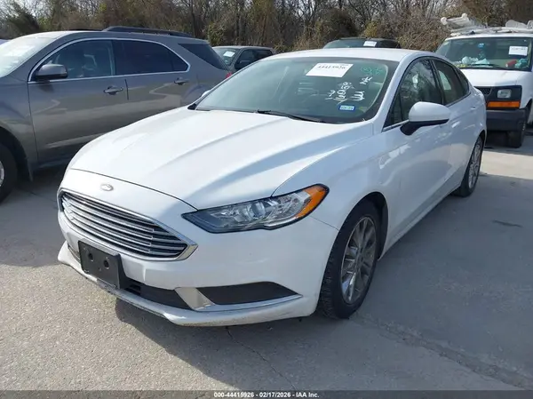 3FA6P0H70HR160159 2017 FORD FUSION - Image 2