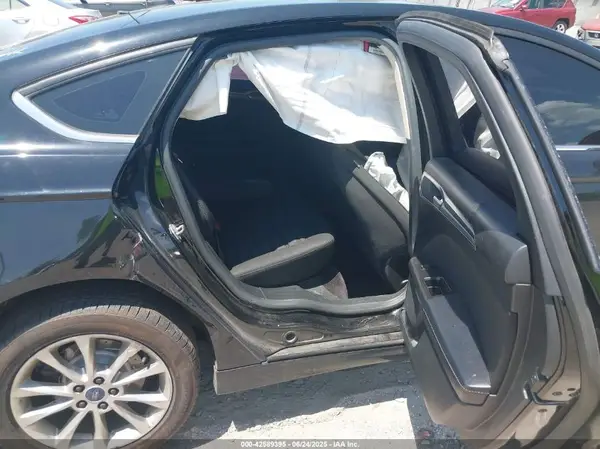 3FA6P0H70HR173557 2017 FORD FUSION - Image 8