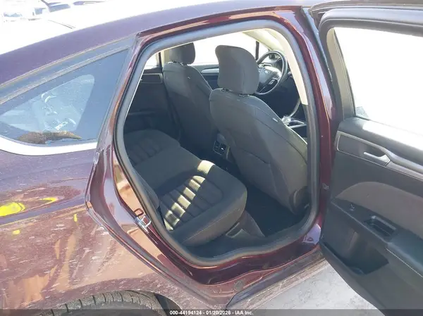 3FA6P0H70HR176782 2017 FORD FUSION - Image 8