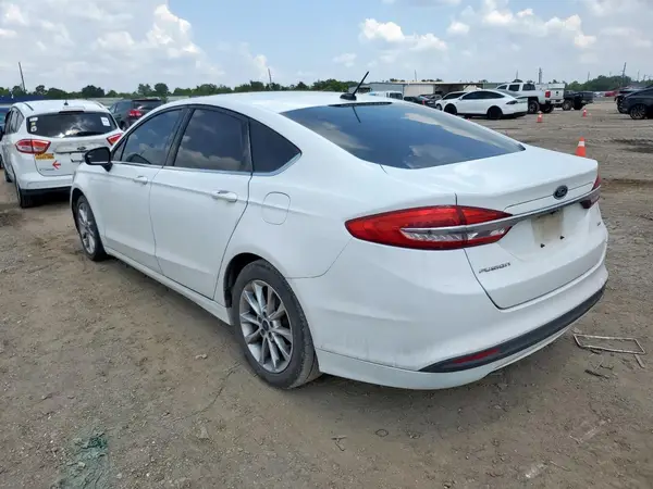 3FA6P0H70HR180511 2017 FORD FUSION - Image 2