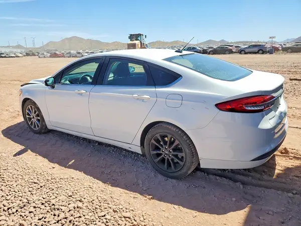 3FA6P0H70HR187801 2017 FORD FUSION - Image 2