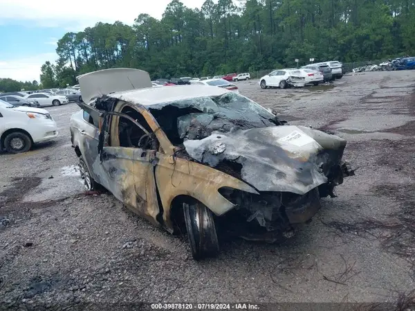 3FA6P0H70HR220652 2017 FORD FUSION - Image 1