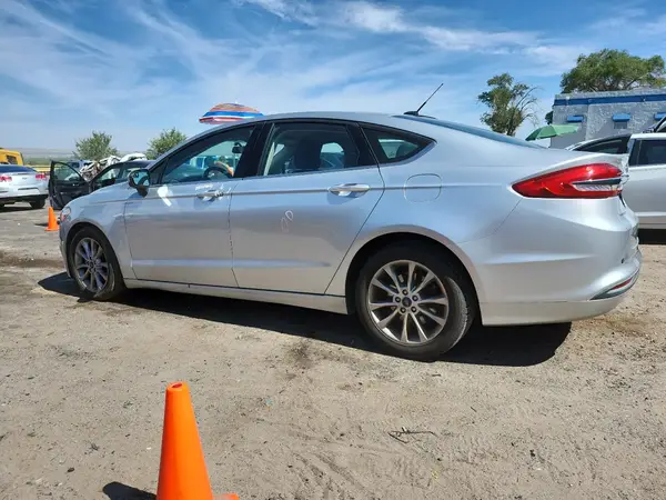 3FA6P0H70HR221011 2017 FORD FUSION - Image 2