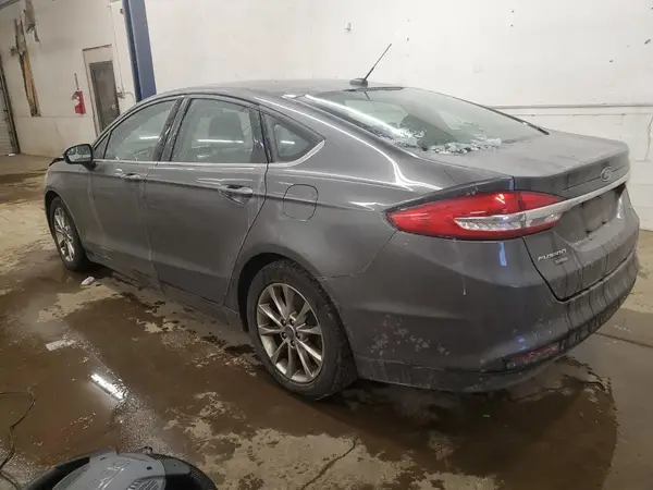 3FA6P0H70HR221557 2017 FORD FUSION - Image 2