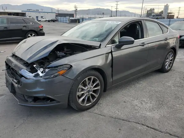 3FA6P0H70HR221977 2017 FORD FUSION - Image 1