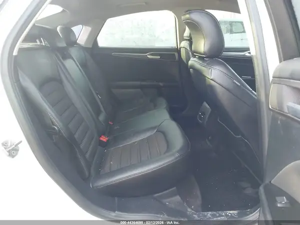 3FA6P0H70HR241257 2017 FORD FUSION - Image 8
