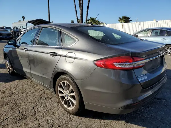 3FA6P0H70HR268927 2017 FORD FUSION - Image 2