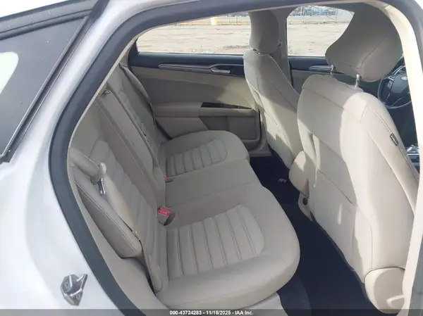 3FA6P0H70HR301537 2017 FORD FUSION - Image 8