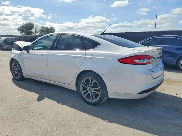 3FA6P0H70HR339852 2017 FORD FUSION - Image 2