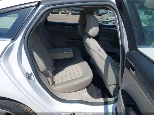 3FA6P0H70HR346493 2017 FORD FUSION - Image 8