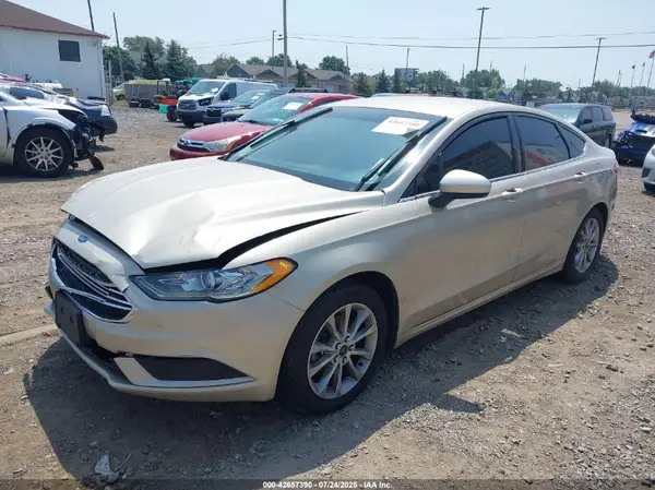 3FA6P0H70HR348017 2017 FORD FUSION - Image 2