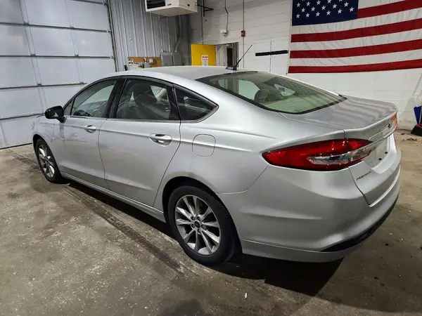3FA6P0H70HR358711 2017 FORD FUSION - Image 2