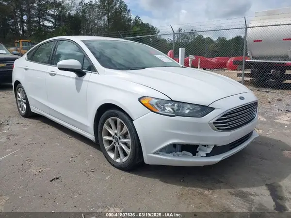 3FA6P0H70HR375377 2017 FORD FUSION - Image 1