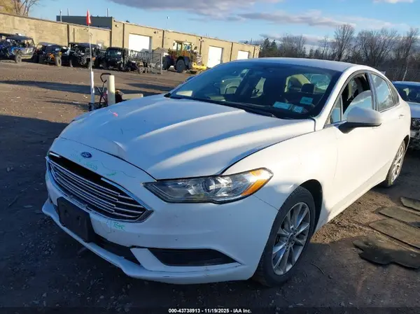3FA6P0H70HR390882 2017 FORD FUSION - Image 2