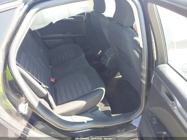 3FA6P0H70HR404134 2017 FORD FUSION - Image 8