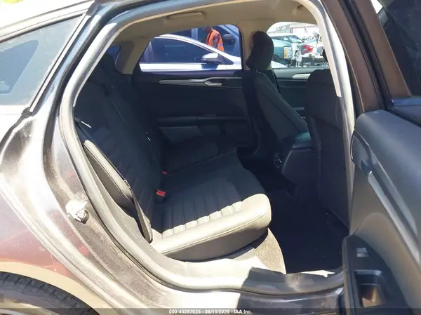 3FA6P0H70HR408023 2017 FORD FUSION - Image 8