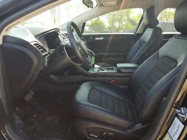 3FA6P0H70JR107418 2018 FORD FUSION - Image 8