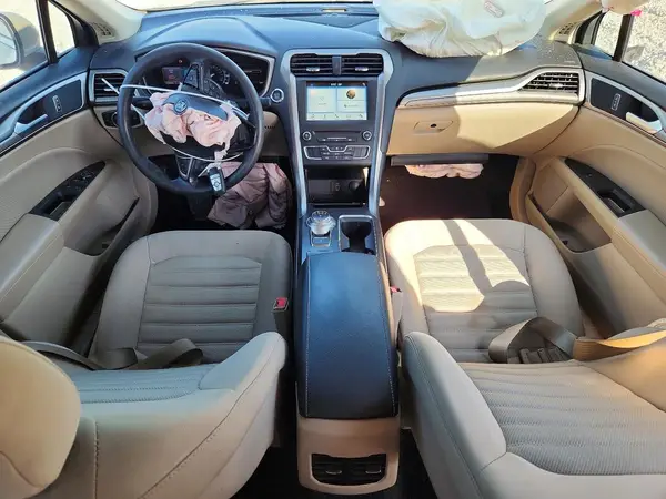 3FA6P0H70JR114675 2018 FORD FUSION - Image 8