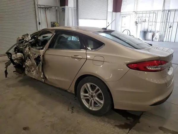3FA6P0H70JR117656 2018 FORD FUSION - Image 2
