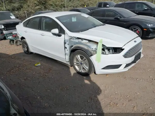 3FA6P0H70JR123666 2018 FORD FUSION - Image 1