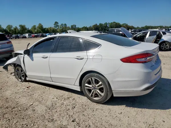 3FA6P0H70JR123683 2018 FORD FUSION - Image 2