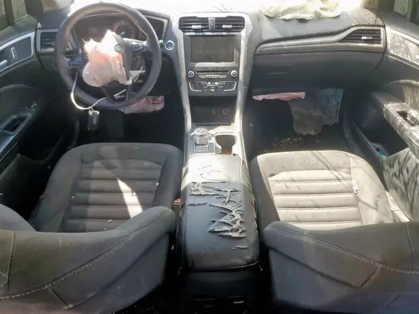 3FA6P0H70JR123683 2018 FORD FUSION - Image 8