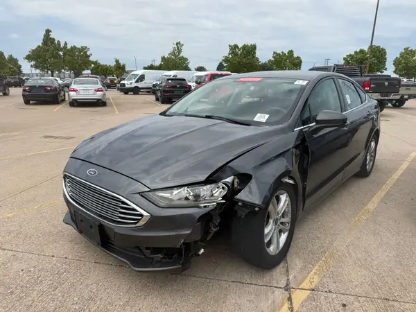 3FA6P0H70JR131282 2018 FORD FUSION - Image 2