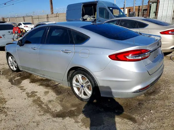 3FA6P0H70JR151709 2018 FORD FUSION - Image 2