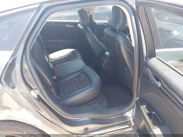3FA6P0H70JR180630 2018 FORD FUSION - Image 8