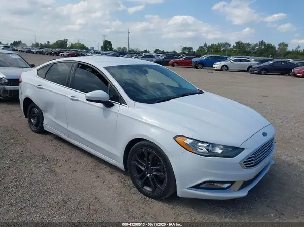 3FA6P0H70JR190168 2018 FORD FUSION - Image 1